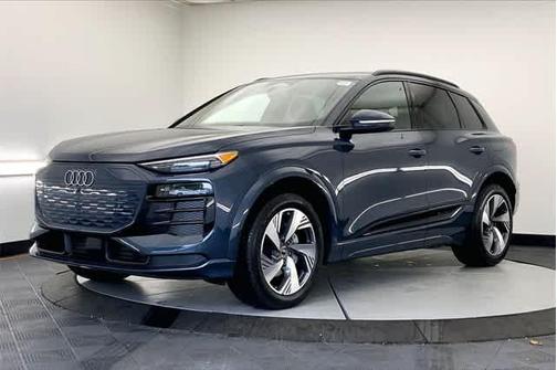 2025 Audi Q6 e-tron Premium