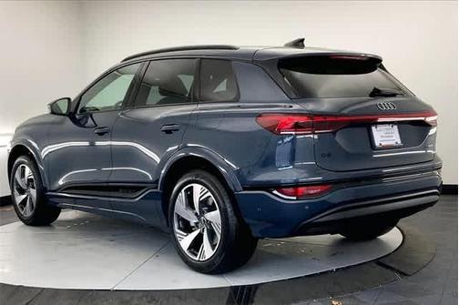 2025 Audi Q6 e-tron Premium