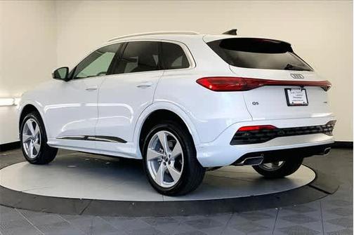 2025 Audi Q5 2.0T quattro Premium