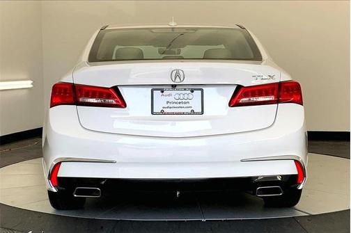 2018 Acura TLX V6 w/Technology Package