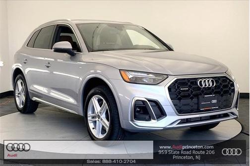 2024 Audi Q5 Premium 55 TFSI e S line quattro S tronic