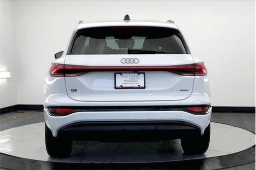 2025 Audi Q6 e-tron Premium