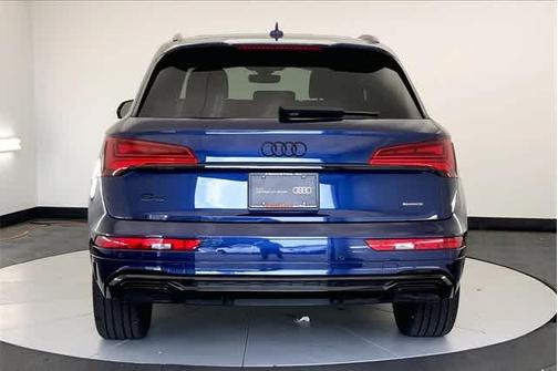 2025 Audi Q5 45 S line quattro Premium