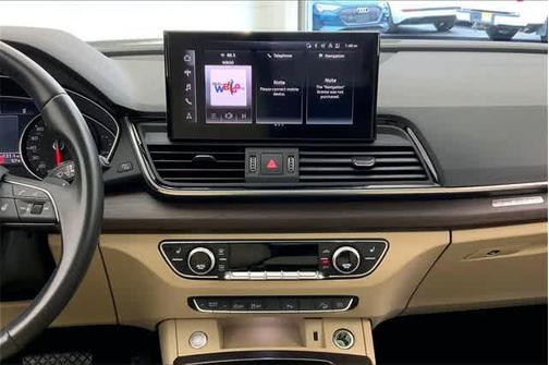 2022 Audi Q5 40 Premium