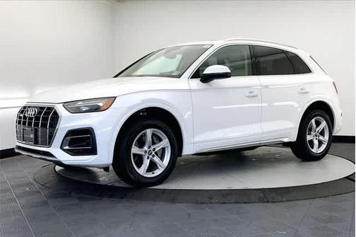 2022 Audi Q5 40 Premium