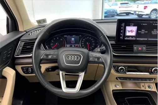 2022 Audi Q5 40 Premium