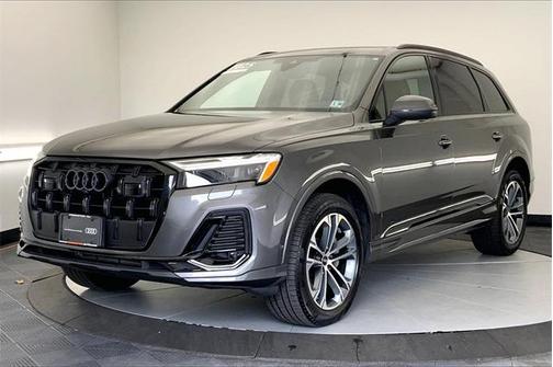 2025 Audi Q7 Premium Plus 45 TFSI quattro Tiptronic