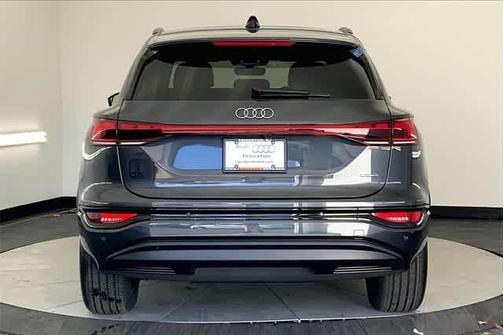 2025 Audi Q6 e-tron Premium
