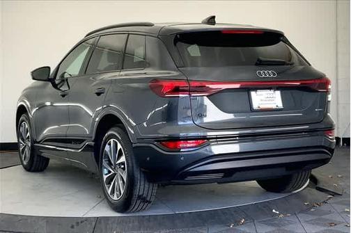 2025 Audi Q6 e-tron Premium