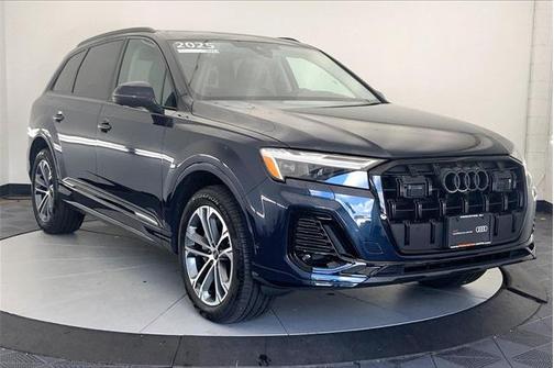 2025 Audi Q7 Premium Plus 45 TFSI quattro Tiptronic