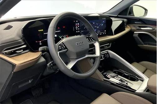 2025 Audi Q5 2.0T quattro Premium