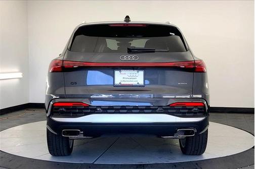 2025 Audi Q5 2.0T quattro Premium