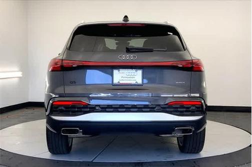 2025 Audi Q5 2.0T quattro Premium