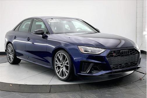 2022 Audi S4 Premium Plus TFSI quattro Tiptronic