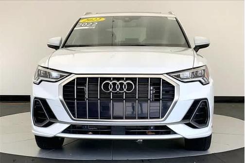 2022 Audi Q3 45 S line Premium