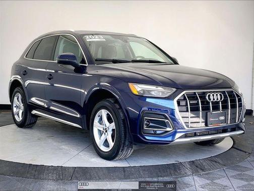 2023 Audi Q5 Premium 40 TFSI quattro S tronic