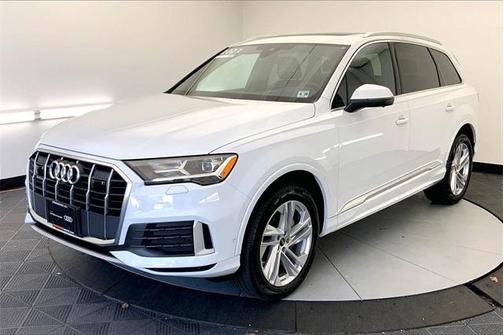2023 Audi Q7 45 Premium
