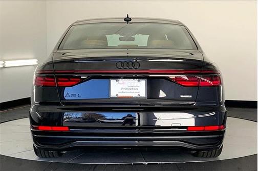 2025 Audi A8 L 55