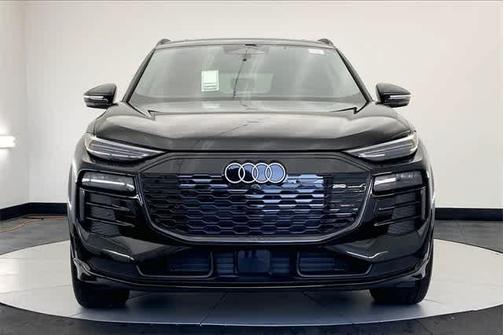2025 Audi Q6 e-tron Premium