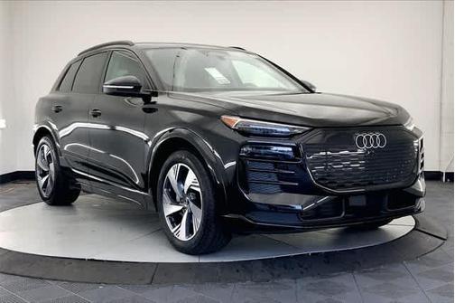 2025 Audi Q6 e-tron Premium