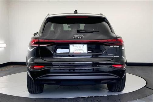 2025 Audi Q6 e-tron Premium