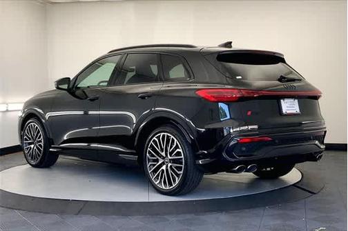 2025 Audi SQ5 3.0T quattro Premium