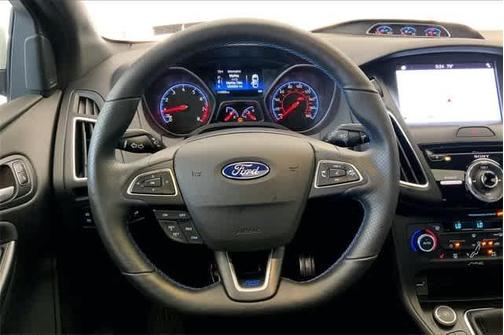 2017 Ford Focus RS Base