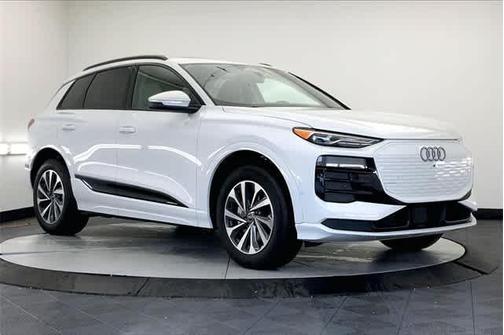 2025 Audi Q6 e-tron Premium