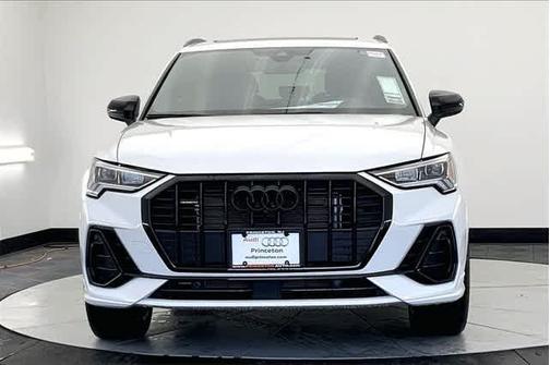 2025 Audi Q3 45 S line Premium