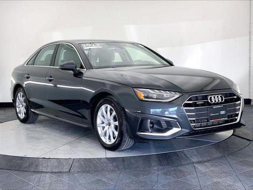 2023 Audi A4 Premium 40 TFSI quattro S tronic