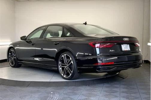2025 Audi A8 L 55