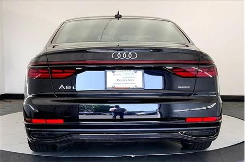 2025 Audi A8 L 55