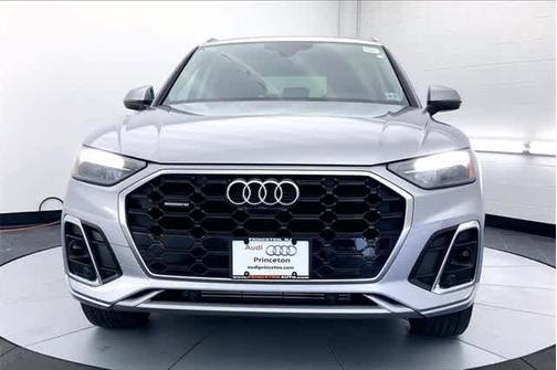 2023 Audi Q5 45 S line quattro Premium