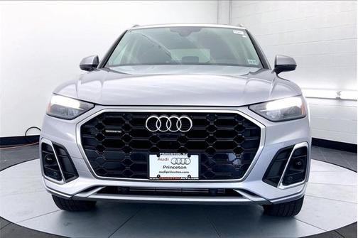 2023 Audi Q5 45 S line quattro Premium