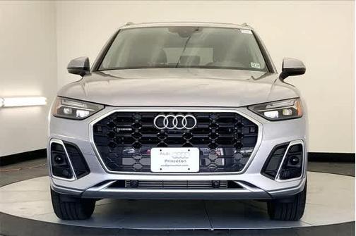 2025 Audi Q5 45 S line quattro Premium
