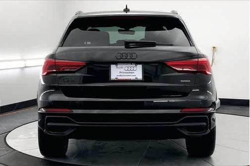 2025 Audi Q3 45 S line Premium