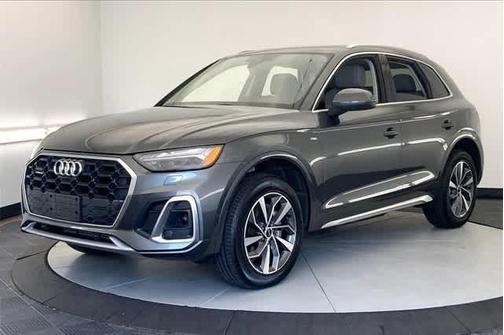 2022 Audi Q5 45 S line Prestige