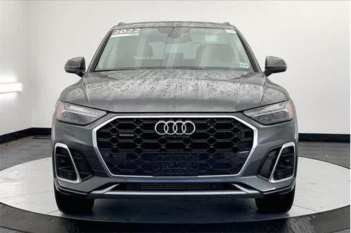 2022 Audi Q5 45 S line Prestige