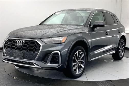 2022 Audi Q5 45 S line Prestige