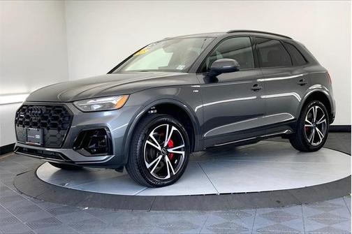 2025 Audi Q5 45 S line quattro Premium