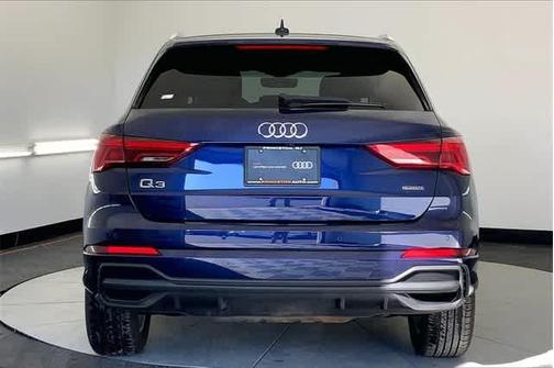 2024 Audi Q3 45 S line Premium
