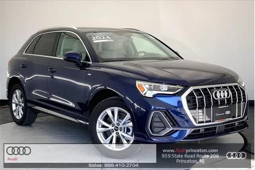 2024 Audi Q3 45 S line Premium