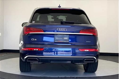 2022 Audi Q5 45 S line Prestige