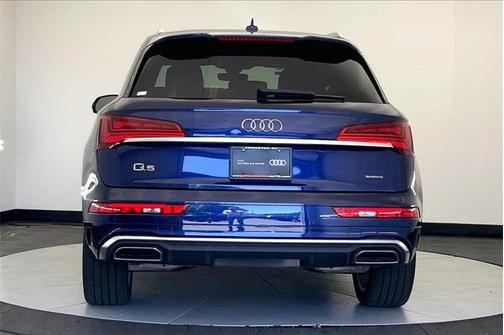 2022 Audi Q5 45 S line Prestige