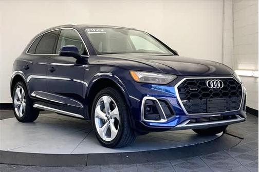 2022 Audi Q5 45 S line Prestige