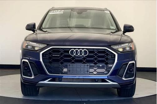 2022 Audi Q5 45 S line Prestige