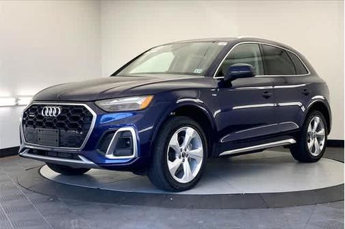 2022 Audi Q5 45 S line Prestige