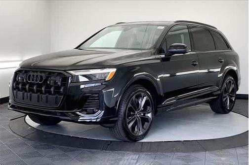 2025 Audi Q7 55 Premium Plus