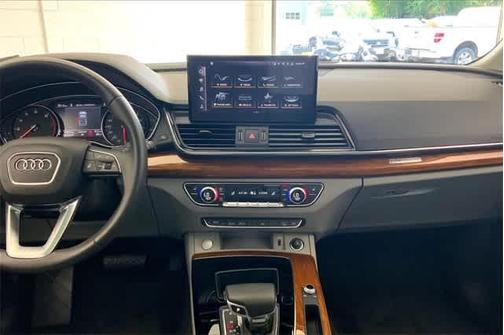2022 Audi Q5 45 S line quattro Premium