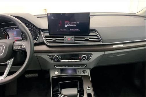 2022 Audi Q5 45 S line quattro Premium